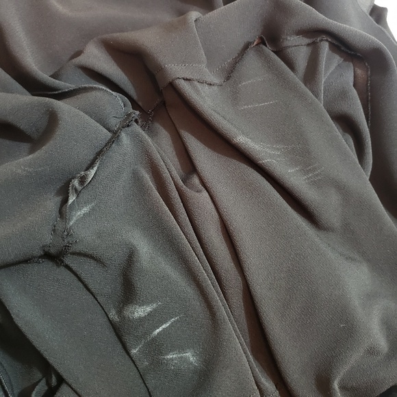 Alice + Olivia Izzy Ruffle One Shoulde… - Picture 7 of 7